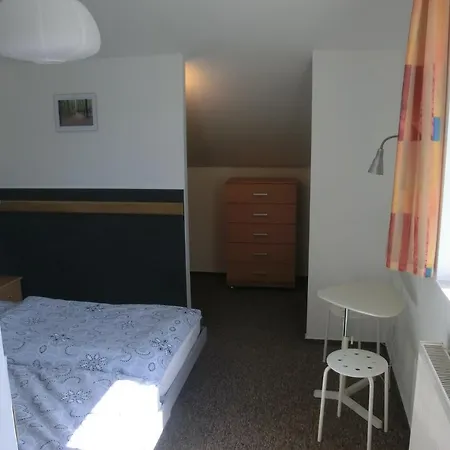 Betty Karlsbad